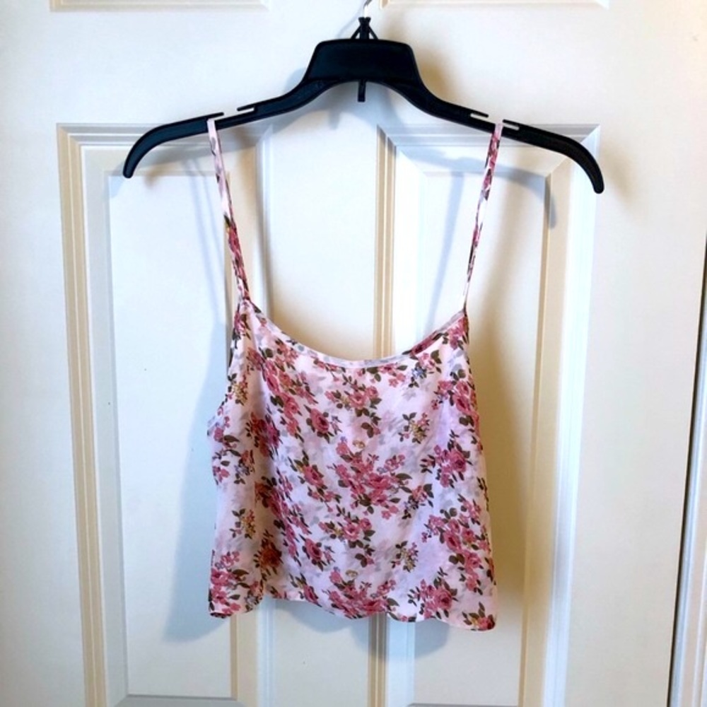 Forever 21 Pink Floral Crop Top - New With Tags
